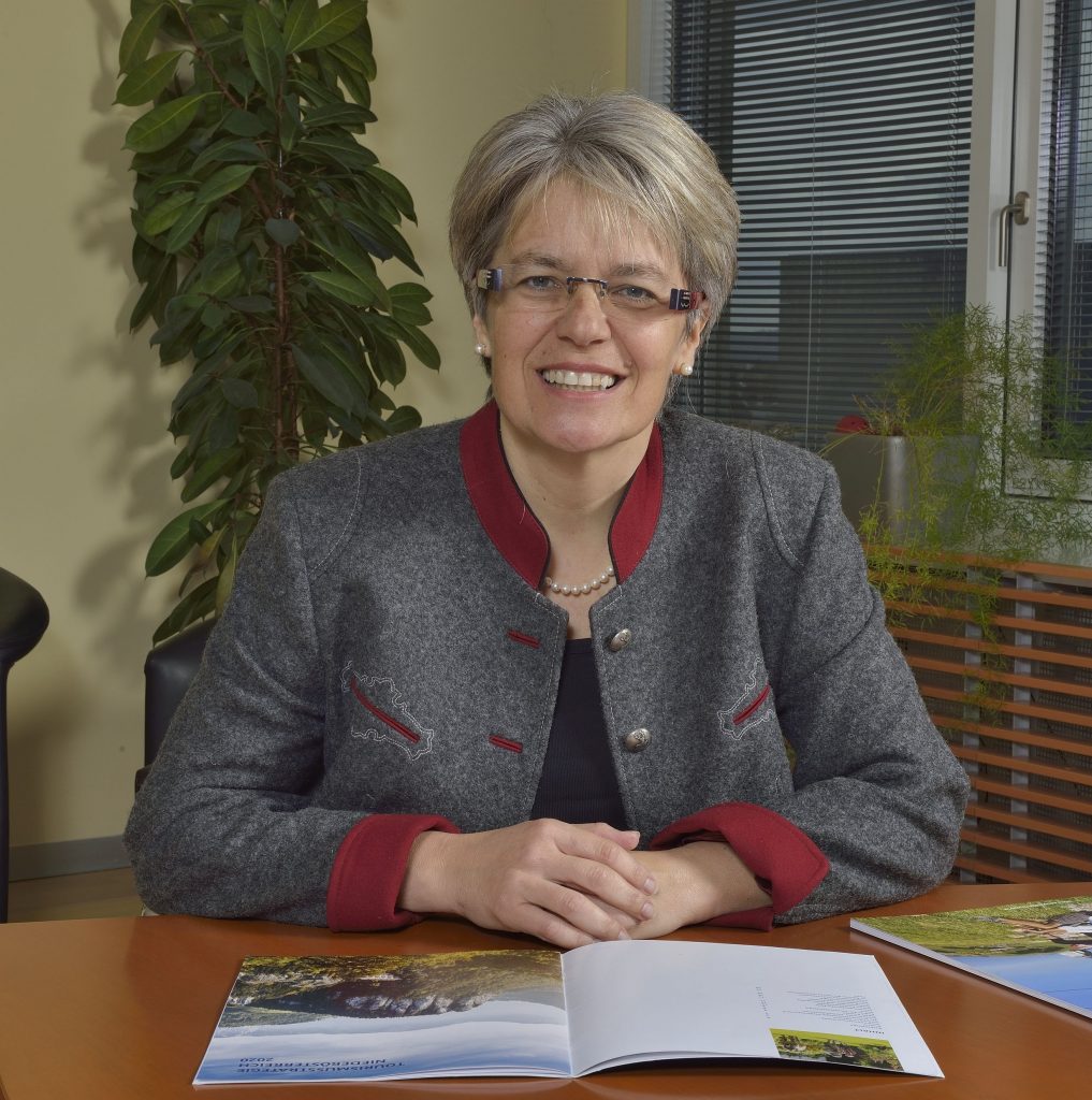 Pressefoto Tourismuslandesrätin Dr.in Petra Bohuslav @ Marschik