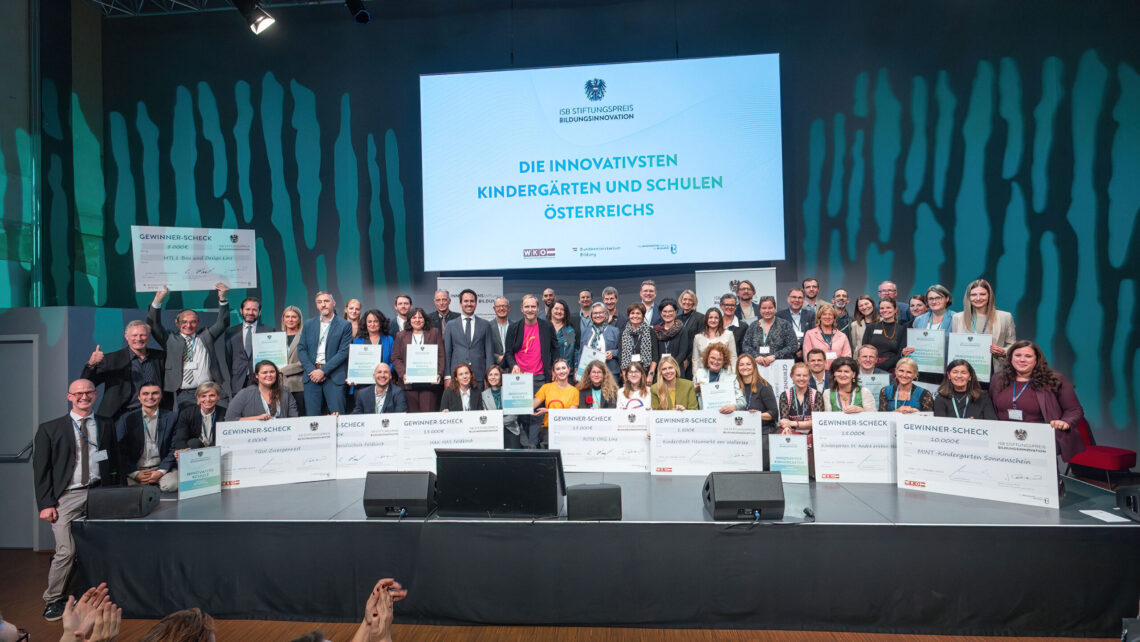 Preistraeger-ISB-Stiftungspreis-Bildungsinnovation-©-ISB-APA-Fotoservice-Tanzer